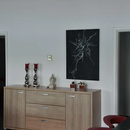 Pina Chantos * Tisno