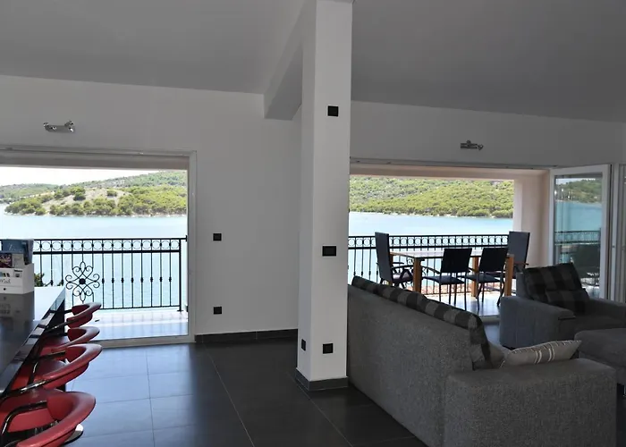 Apartamento Pina Chantos Tisno